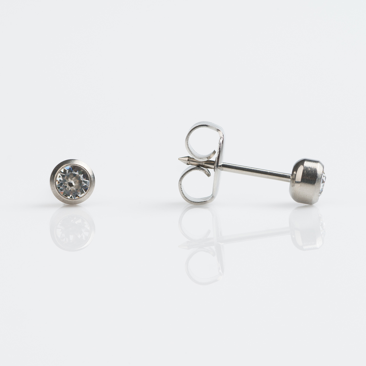 4mm Crystal Bezel Titanium Piercing Earrings 