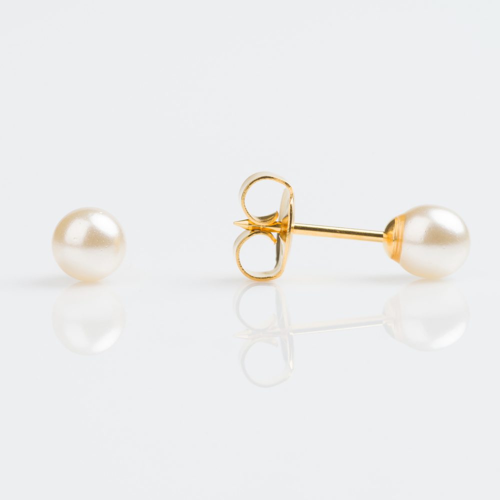 Sensitive Gold Plated 5mm White Pearl (2 Pairs)